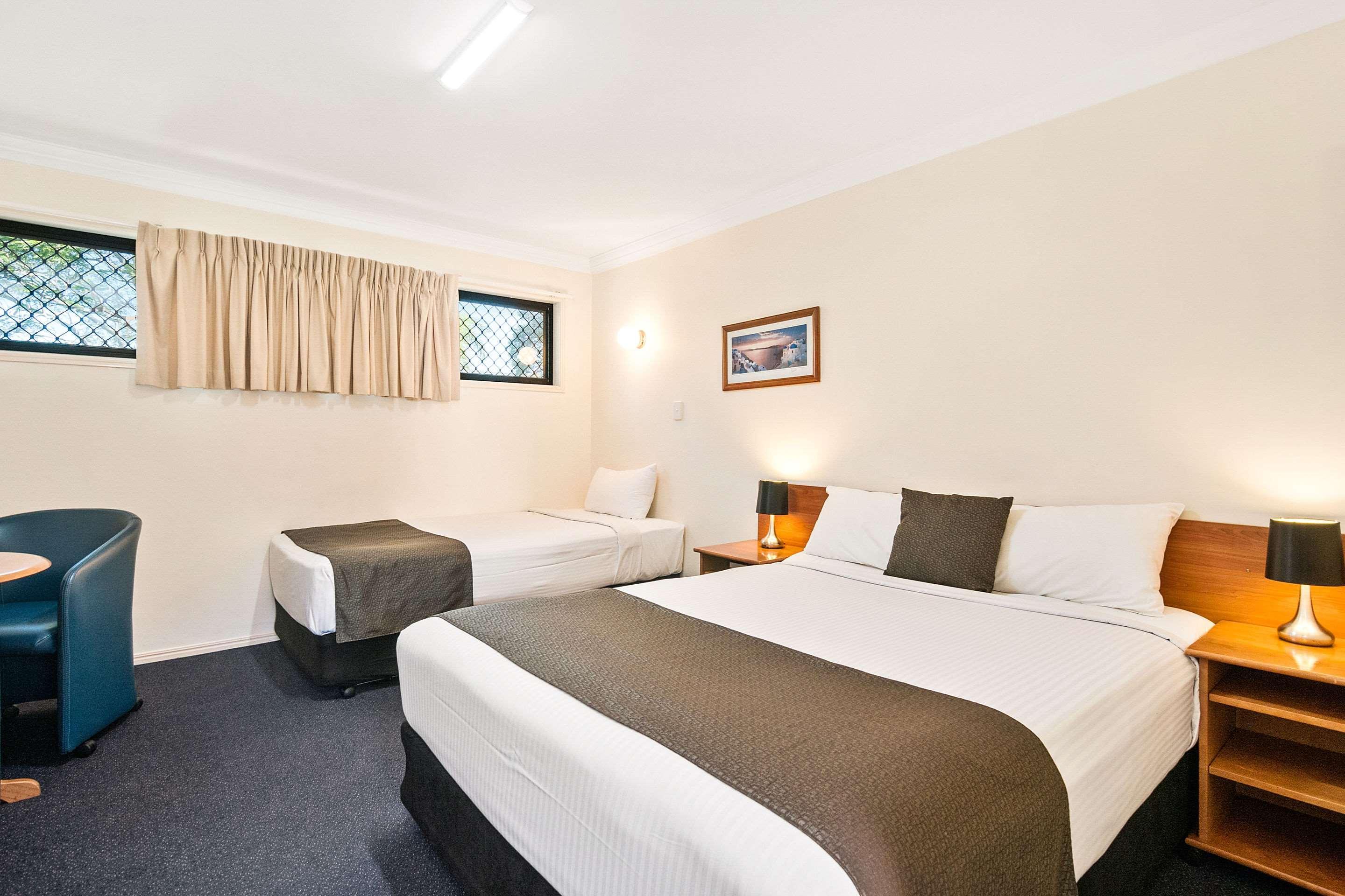 לוגנלי Econo Lodge Waterford מראה חיצוני תמונה