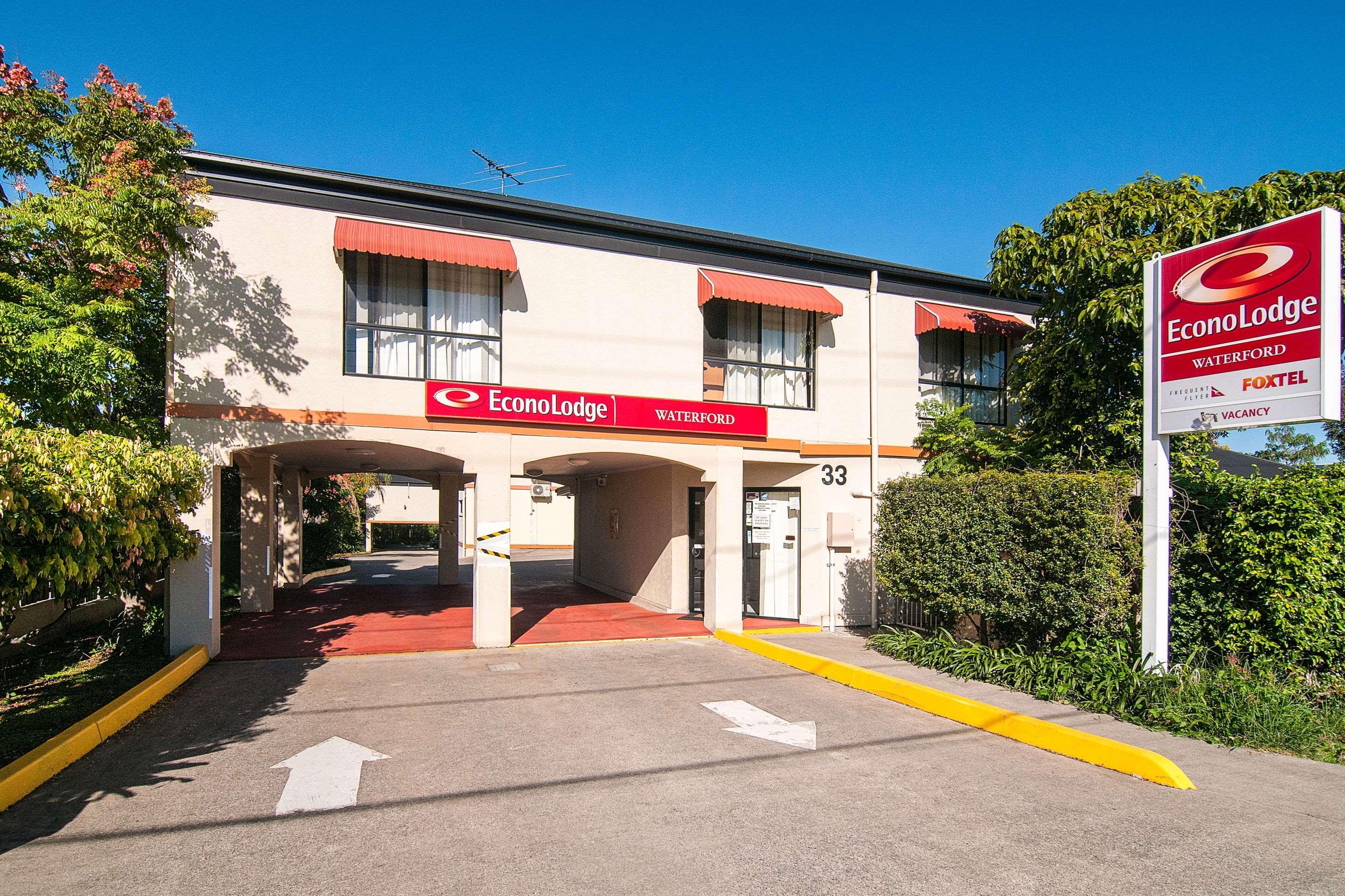 לוגנלי Econo Lodge Waterford מראה חיצוני תמונה