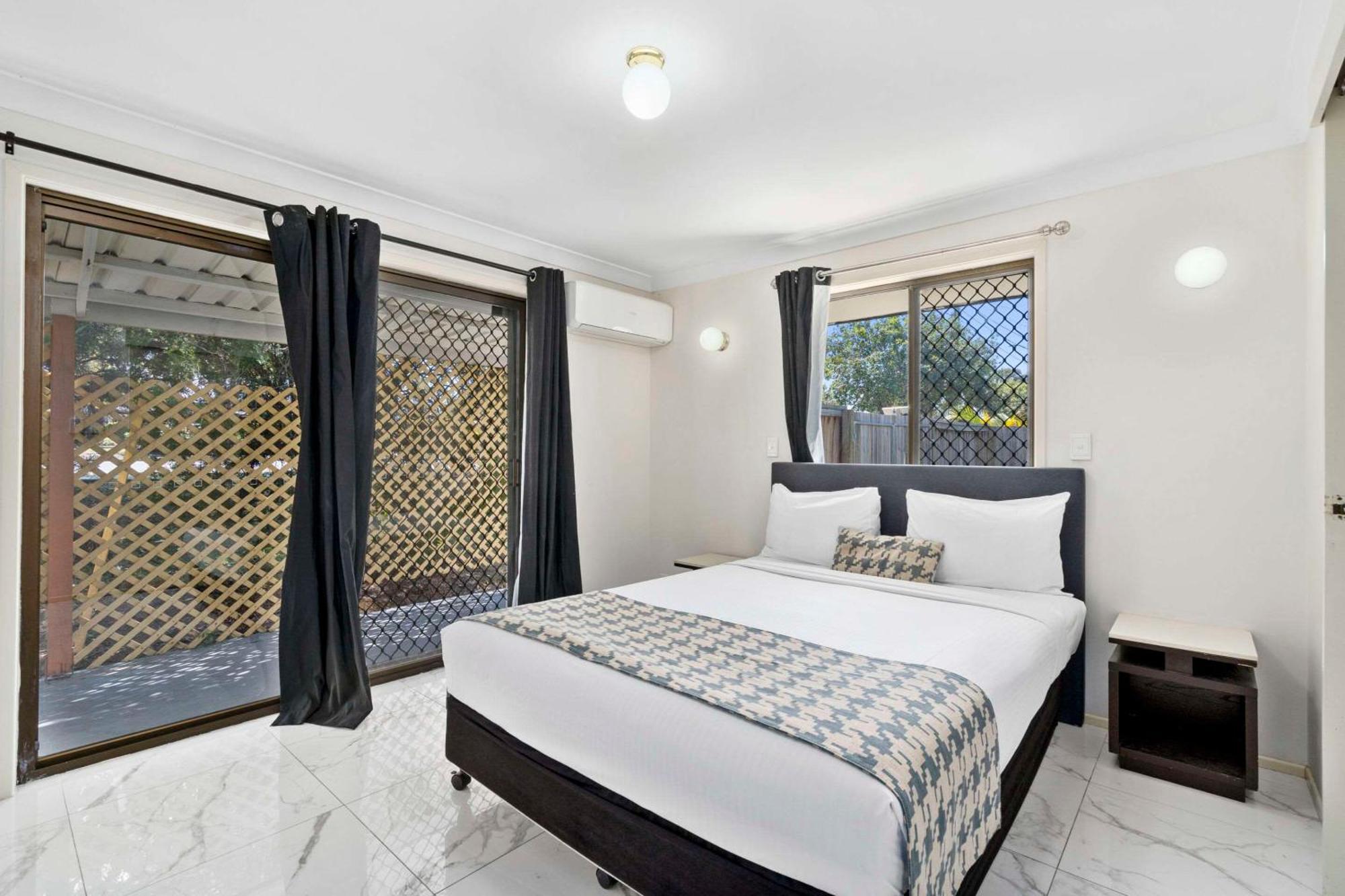 לוגנלי Econo Lodge Waterford מראה חיצוני תמונה