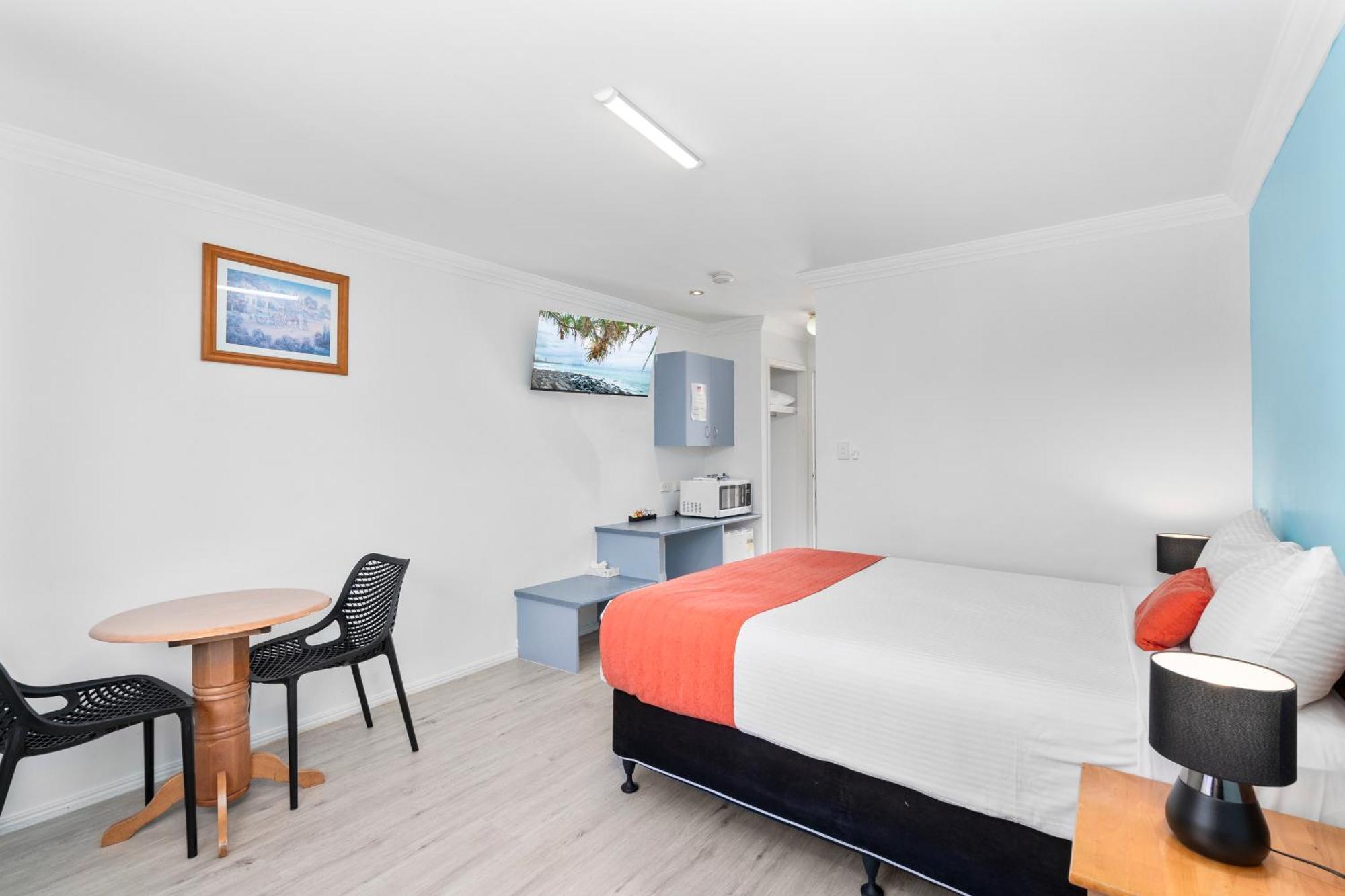 לוגנלי Econo Lodge Waterford מראה חיצוני תמונה
